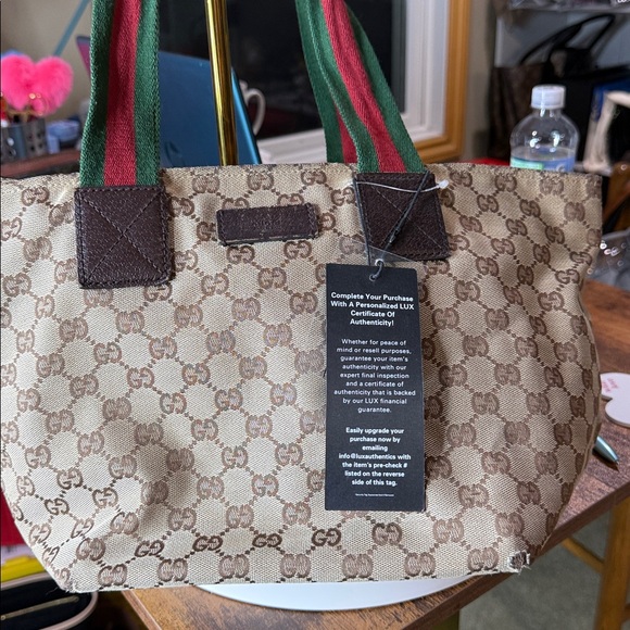 Gucci - Picture 1 of 1